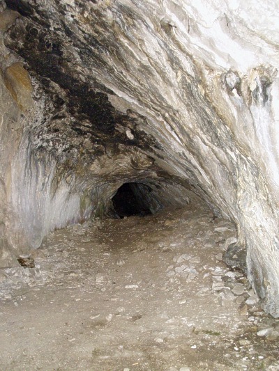 Křížova jeskyně - chodba