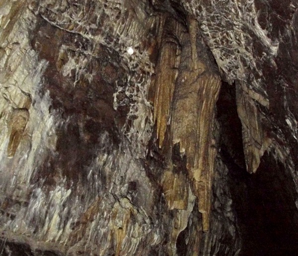 Velk zclona v Ochozsk jeskyni