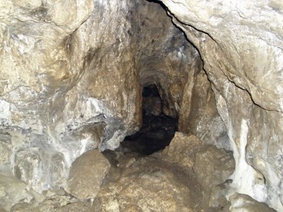 Jeskyn Netoprka - potek chodbiky k podzemnmu toku
