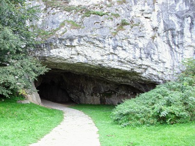 Portál sloupské části Sloupsko-šošůvských jeskyní